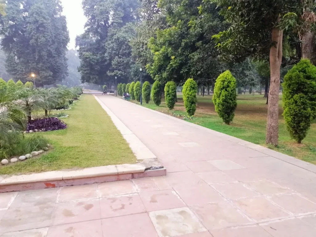 Barandari Garden 1520579 1024x768 1