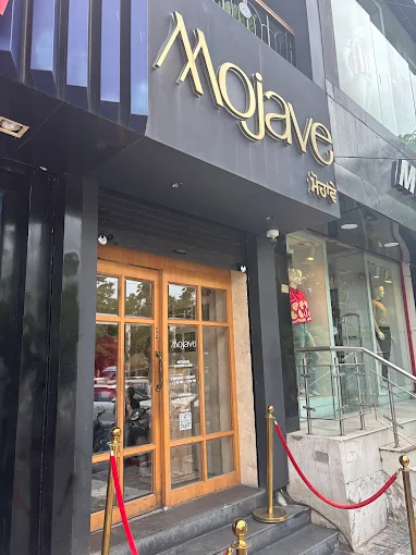 MOJAVE – Artisanal Kitchen & Bar