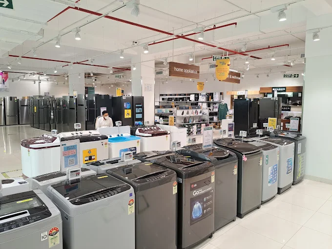 Croma – Bhupendra Road